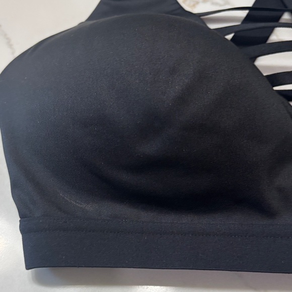 Victoria's Secret Black Strappy Bra - Picture 3 of 10